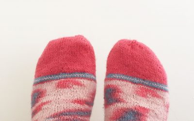 Tricoter ses premières chaussettes avec Wool and the gang